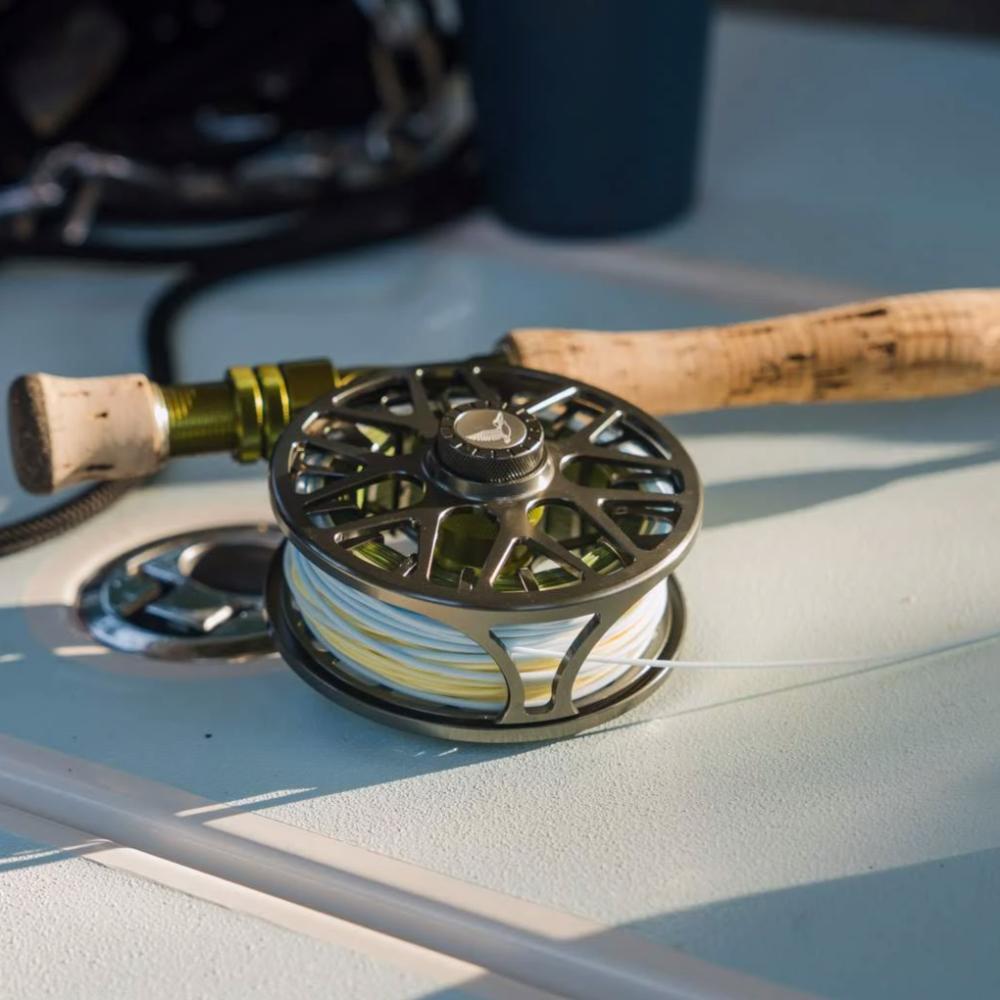 Pelican Reels Flight 2.0 LG (7-9WT) Fly Reel
